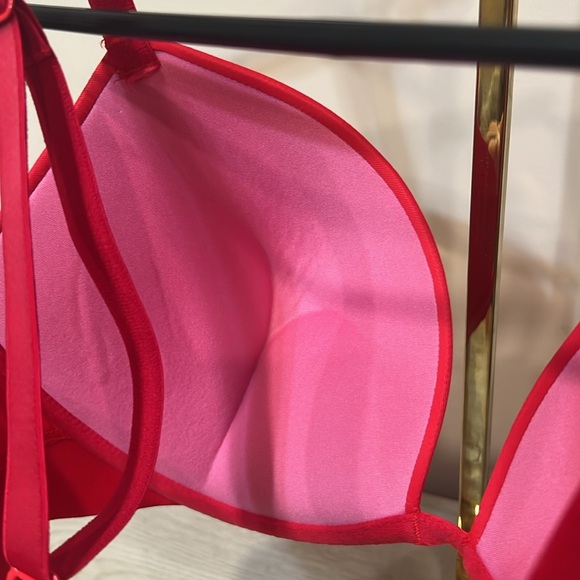 Victoria’s Secret Super Push Up Bra - Picture 4 of 5